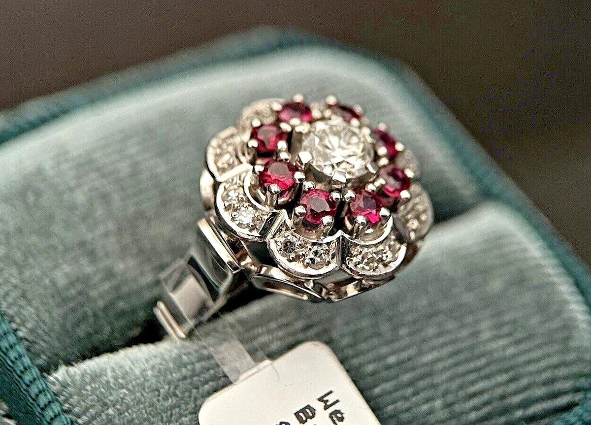 585 Weißgold Ring mit Rubinen, Diamanten & Brillant ca. 0,45 ct R/iF Gold 14K