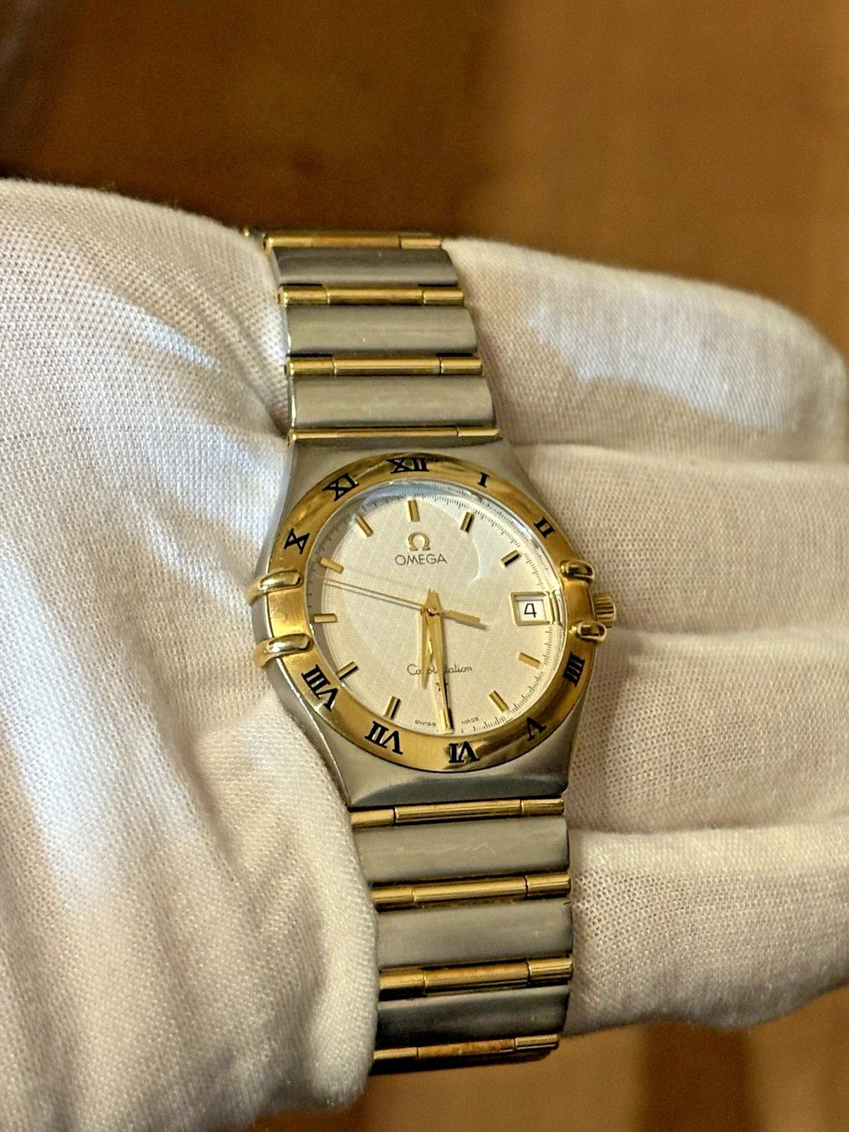 Omega Constellation Ref.1552/862 Datum Edelstahl Silber Gold Quarz Herrenuhr