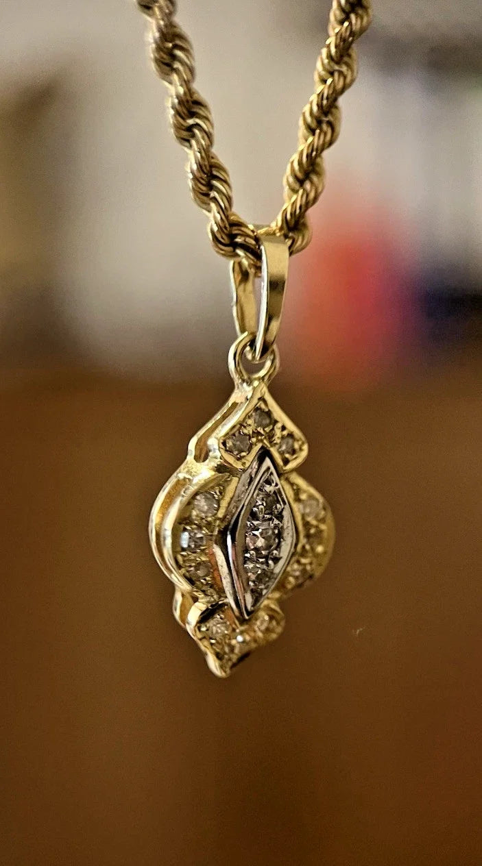 14 Karat Gelbgold Anhänger 585 Gold Kettenanhänger 15 Diamanten