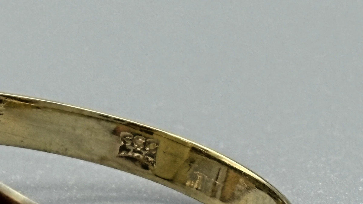 8 Karat Gold Siegelring „H W“ Buchstaben Gelbgold 333 Gr. 67 Herrenring