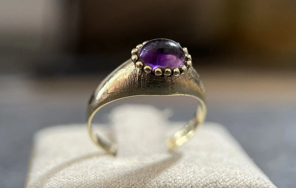 Vintage-Ring mit Amethyst – 333 Gelbgold, Gr. 56