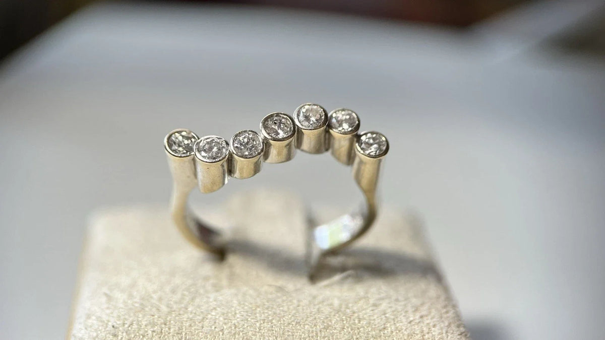 14 Karat Weißgold Brillant Ring 7 Brillanten 0,42 Carat 585 Gold Gr. 54