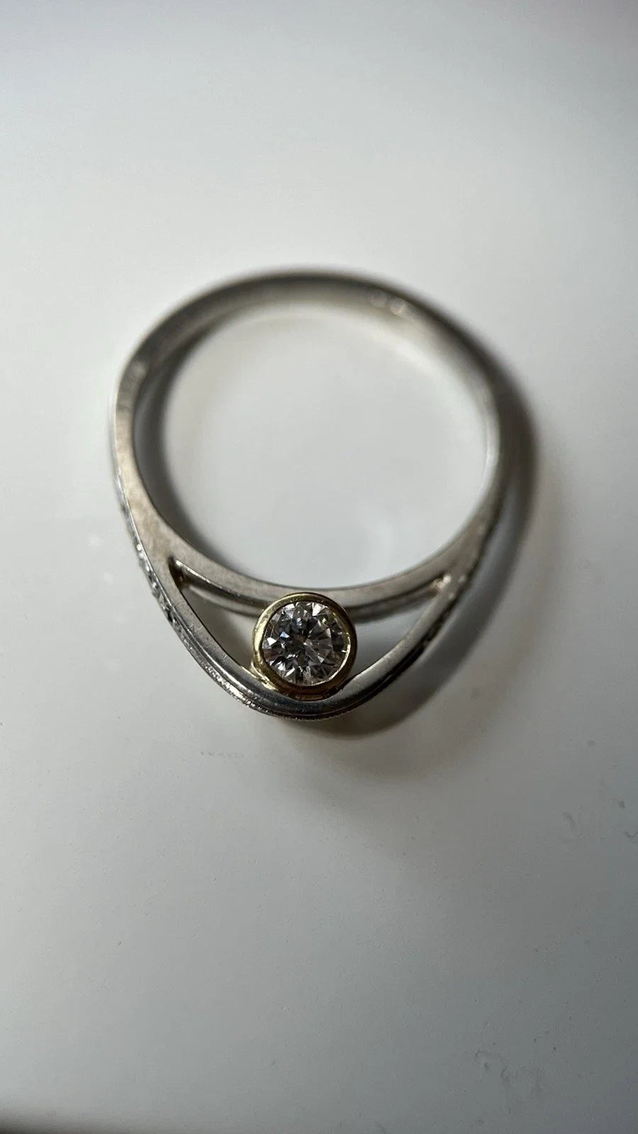 Einzigartiger 950 Platin Ring mit 2x 0,37 Carat Brillanten Gr. 51