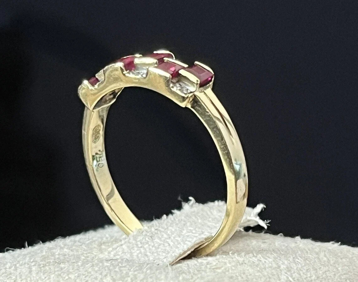 750 Gold Ring Mit Brillianten Und Rubinen Gr. 53 18 Karat Gelbgold