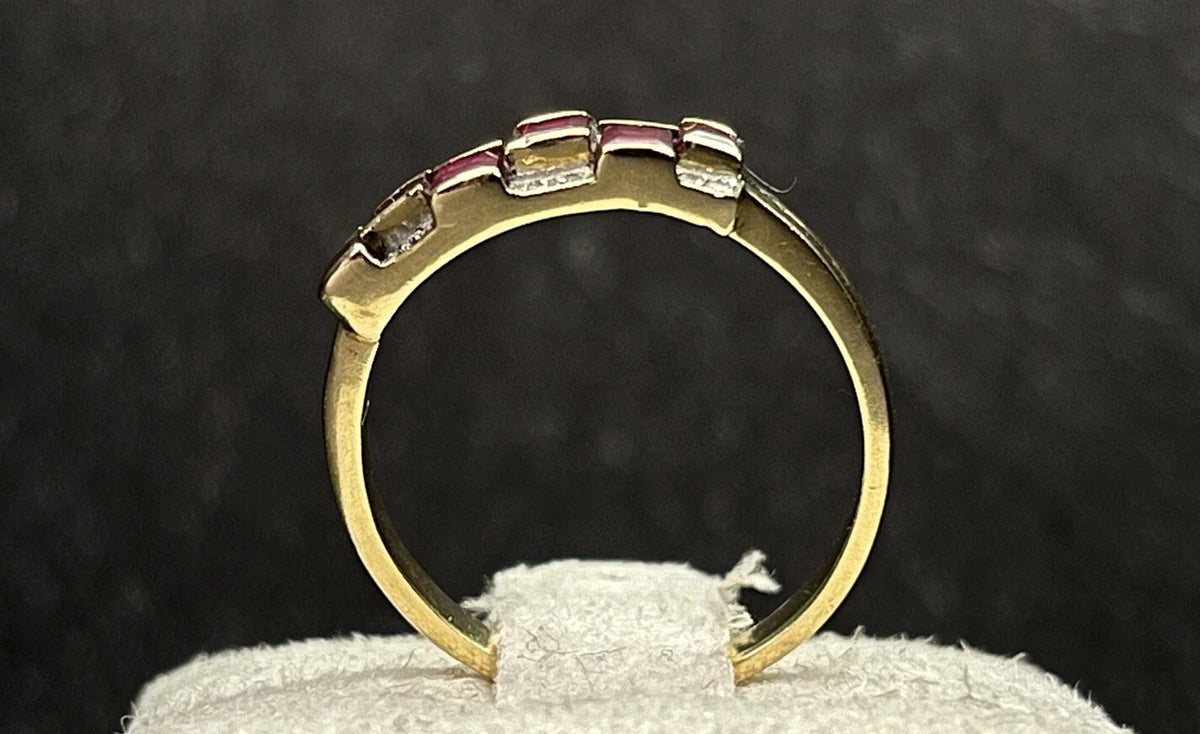750 Gold Ring Mit Brillianten Und Rubinen Gr. 53 18 Karat Gelbgold