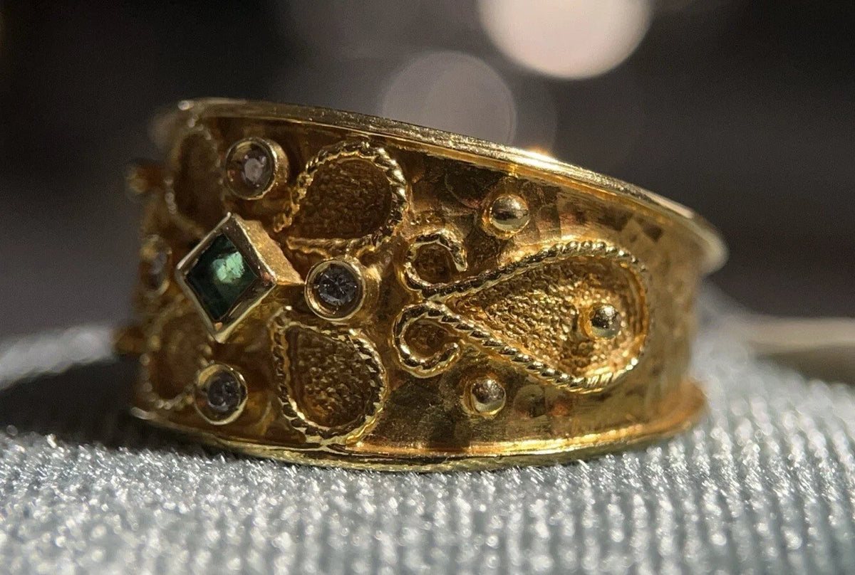 18 Karat Gold Ring Mit Smaragd & 4 Brillanten Gr. 56,5 750 Gelbgold 7,6 Gramm