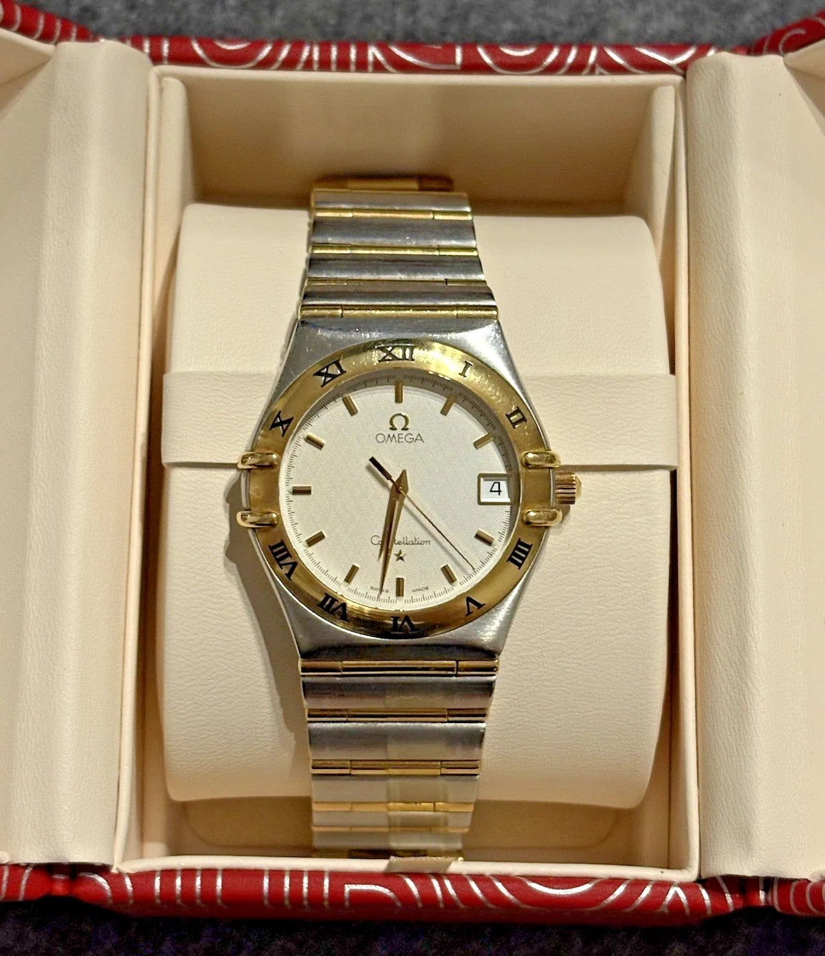 Omega Constellation Ref.1552/862 Datum Edelstahl Silber Gold Quarz Herrenuhr