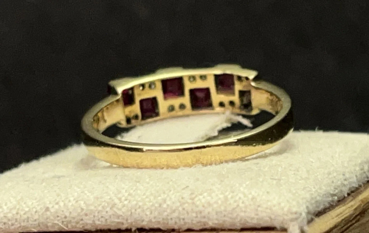 750 Gold Ring Mit Brillianten Und Rubinen Gr. 53 18 Karat Gelbgold